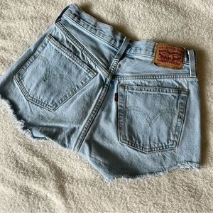 501 Levi’s Shorts